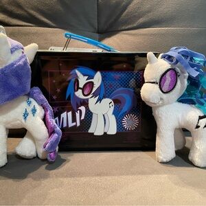 My Little Pony Plush & Lunchbox Set – Vinyl Scratch DJ Pon-3 – MLP Bundle